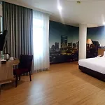 Giia Sanno Hotel Pluit