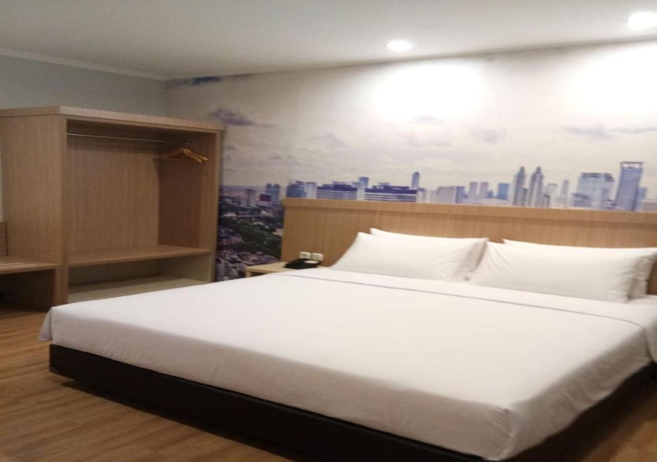 Giia Sanno Pluit Jakarta